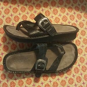 Algeria sandals!!!